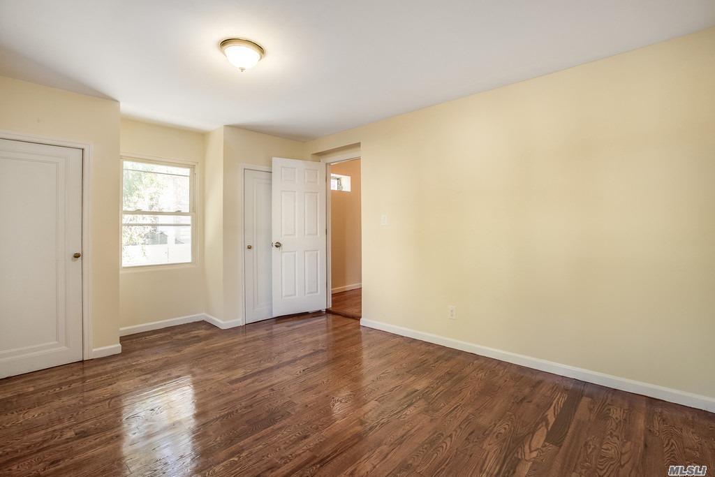 35-11 105th St Corona Corona NY 11368