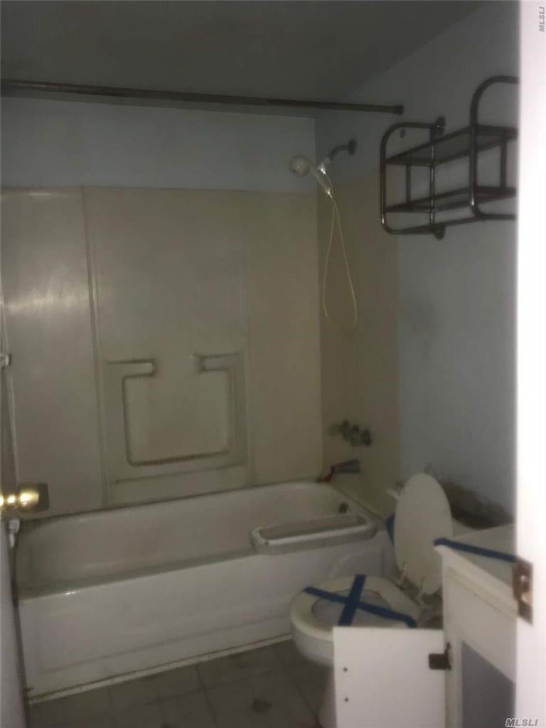 159 Magnolia Dr Mastic Beach Mastic Beach NY 11951