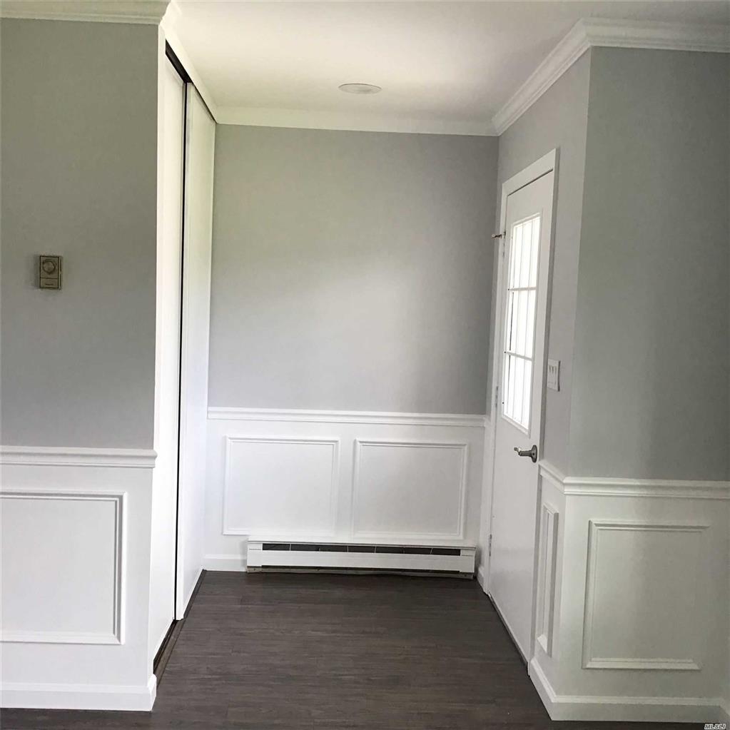 427 B Aylesbury Ct Ridge Ridge NY 11961