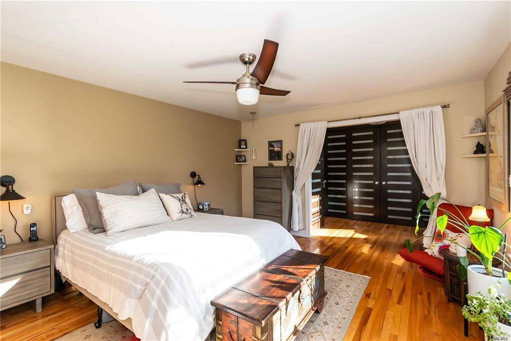 25 Glen Ave Sea Cliff Sea Cliff NY 11579