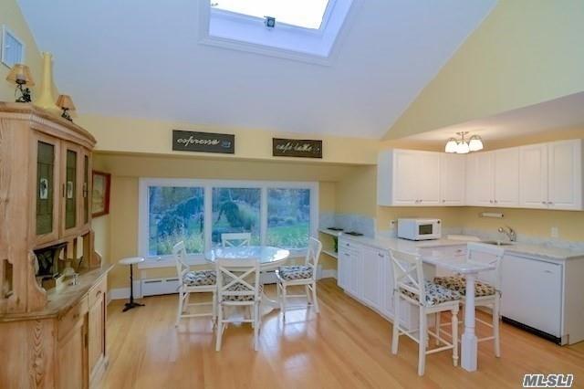 9 Duckwood Ln Hampton Bays Hampton Bays NY 11946