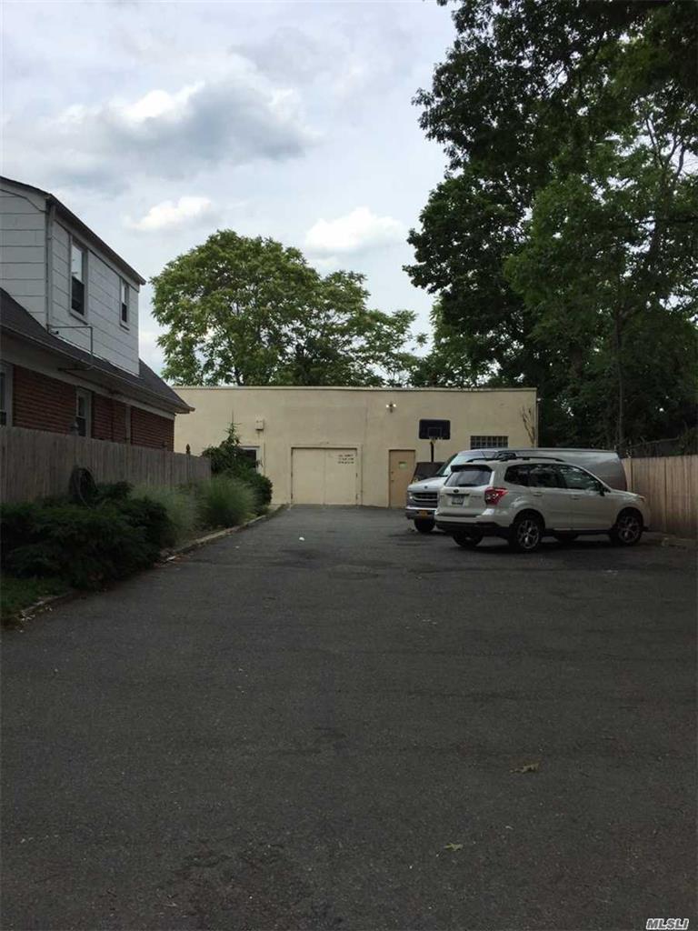60 Jericho Tpke Syosset Syosset NY 11791