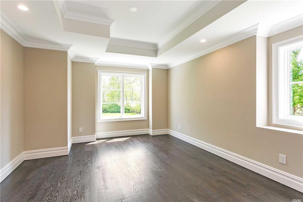 7 Meadowbrook Ln Old Westbury Old Westbury NY 11568