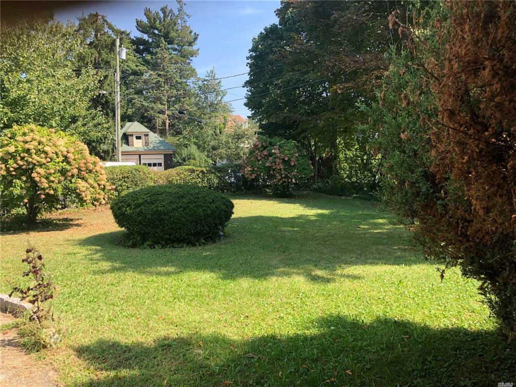 2 Brookdale Ave Out of NYC New Rochelle NY 10801