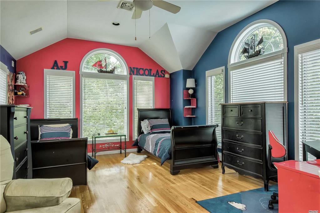 102 Castle Ridge Rd Manhasset Manhasset NY 11030