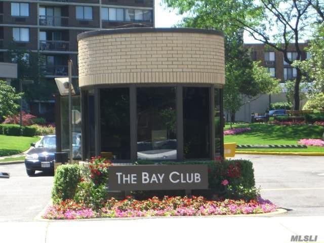 1 Bay Club Dr Bayside Bayside NY 11360