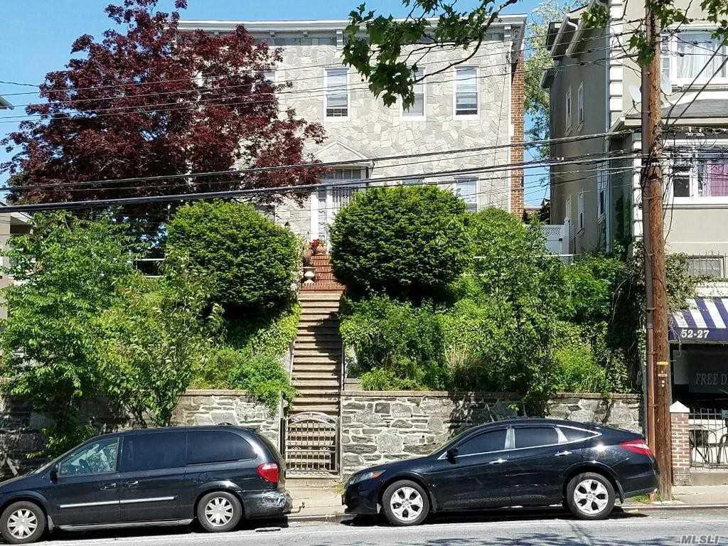 52-25 69th St Maspeth Maspeth NY 11378