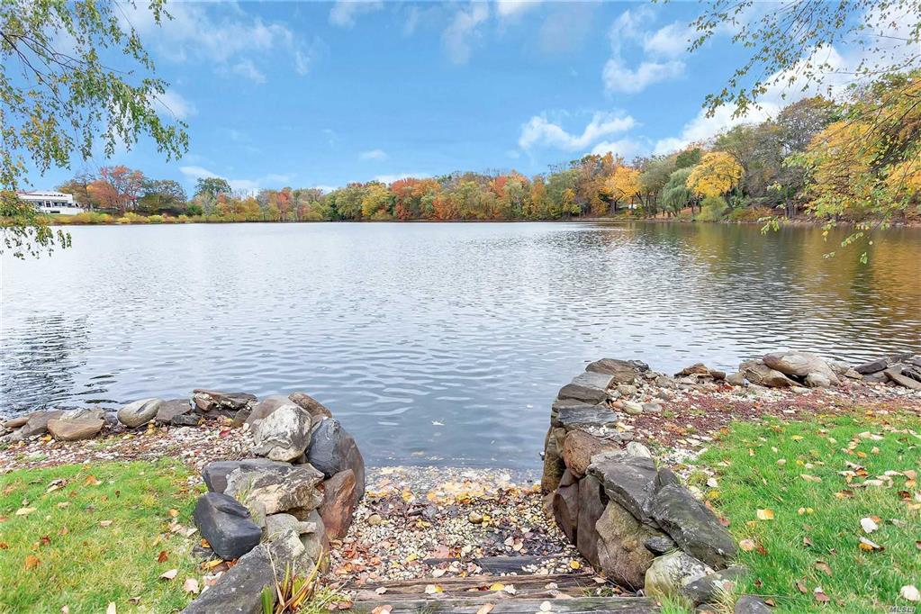 7 Lake Rd Great Neck Great Neck NY 11020
