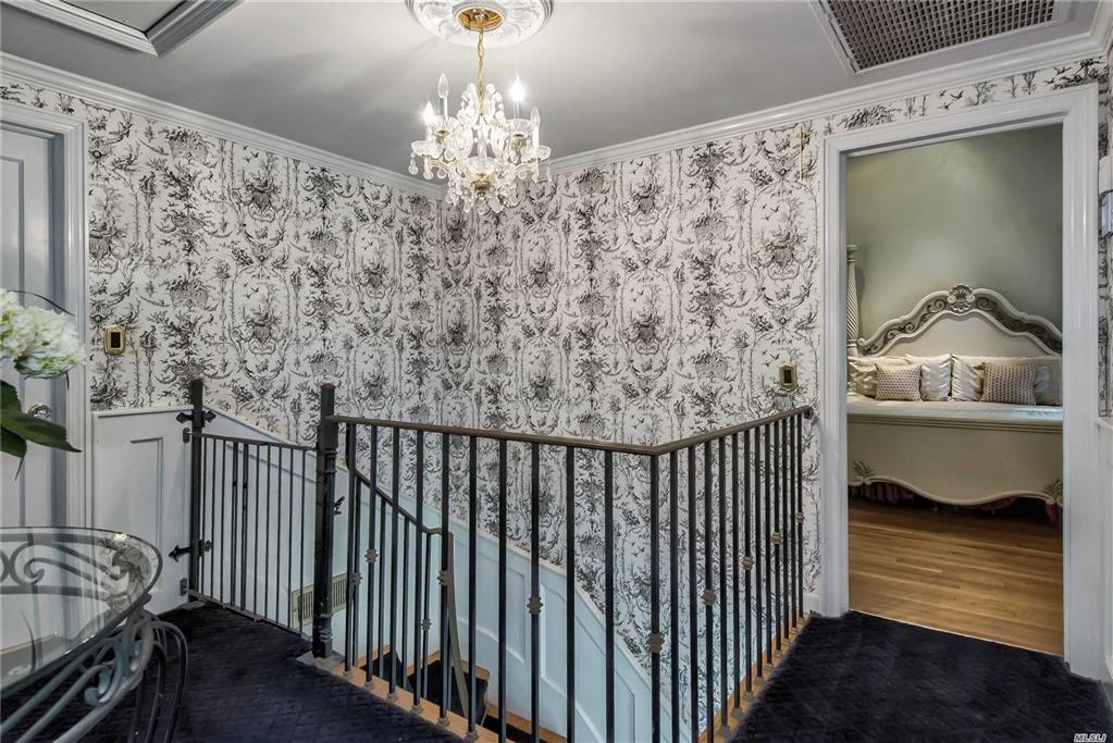 102 Castle Ridge Rd Manhasset Manhasset NY 11030