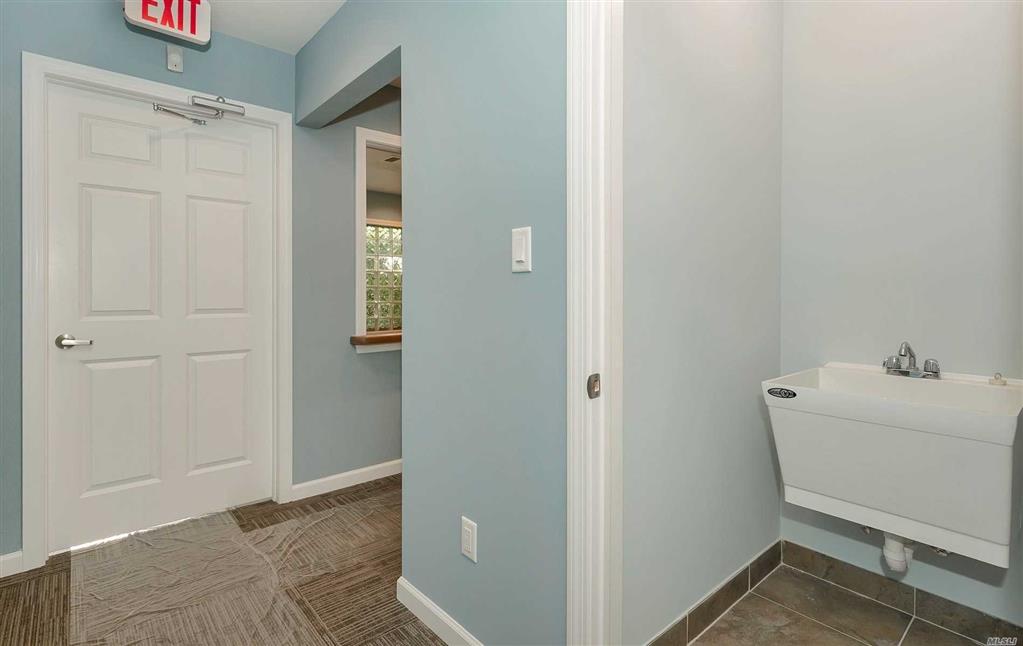 760 Wellwood Ave Lindenhurst Lindenhurst NY 11757