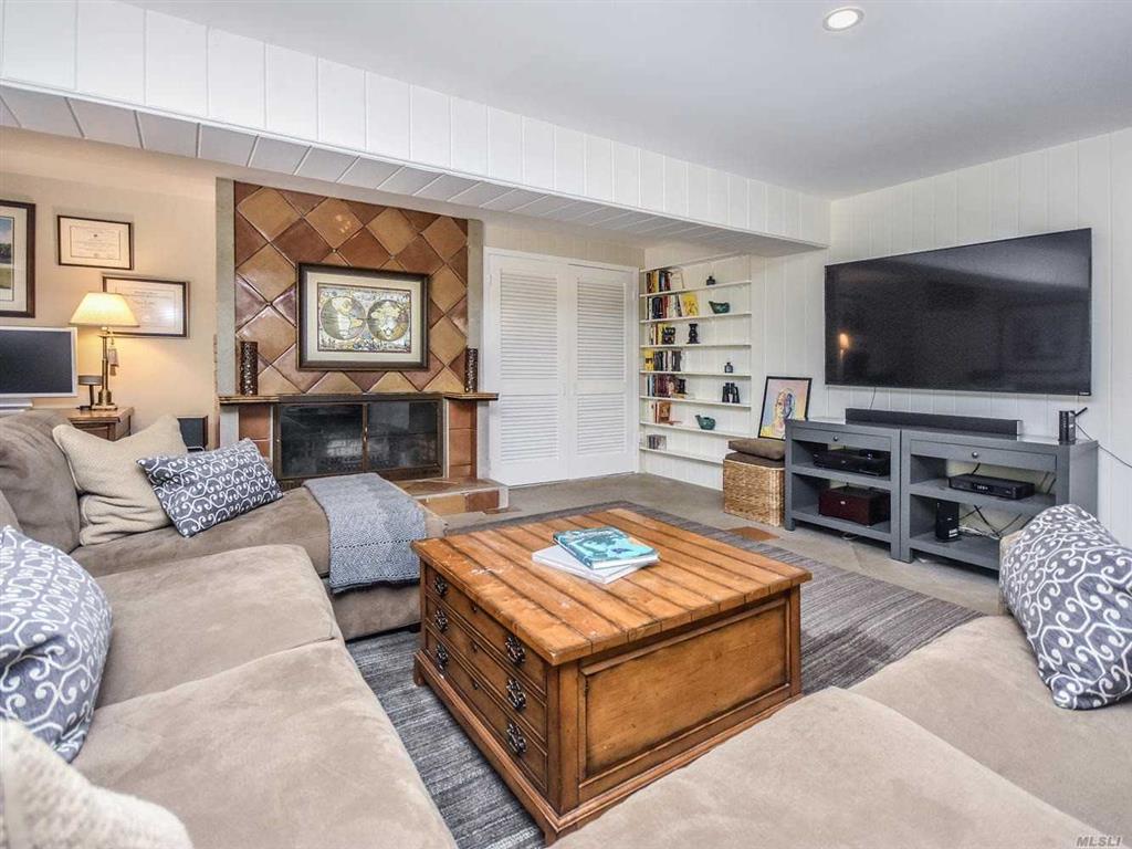 31 Kissam Ln Glen Head Glen Head NY 11545