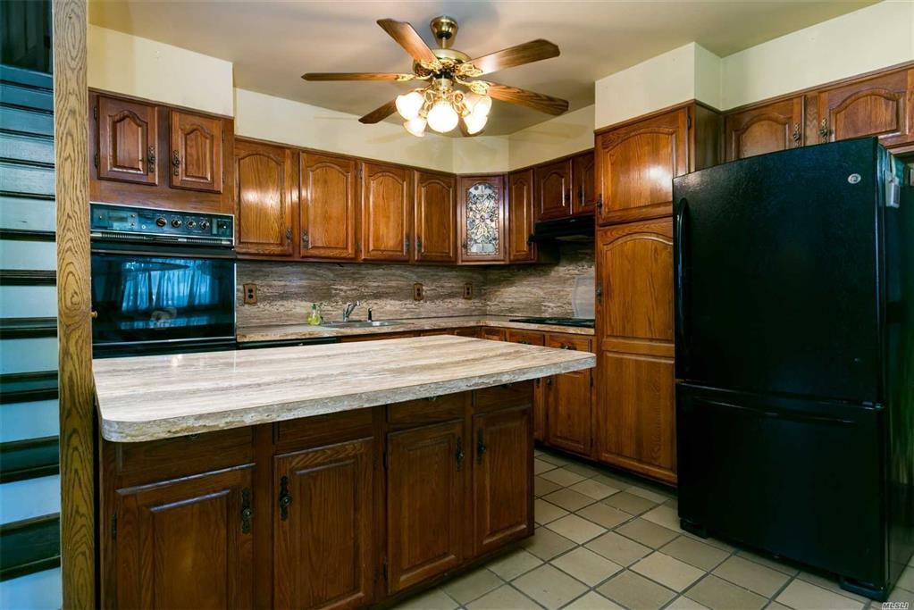 50 Anvil Ln Levittown Levittown NY 11756