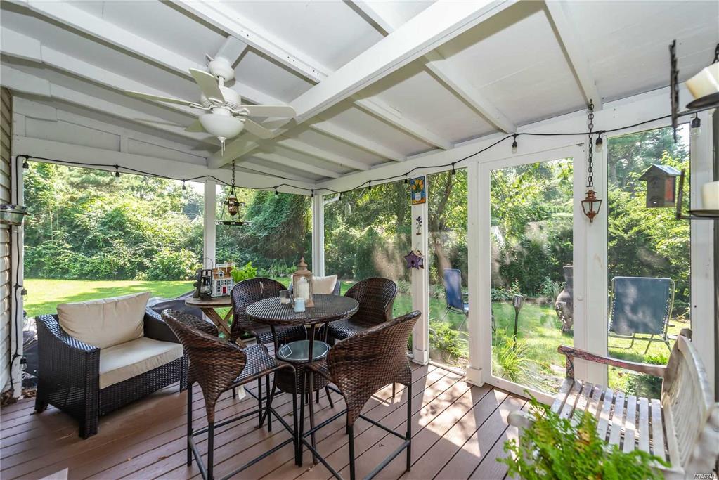 25 Glen Ave Sea Cliff Sea Cliff NY 11579