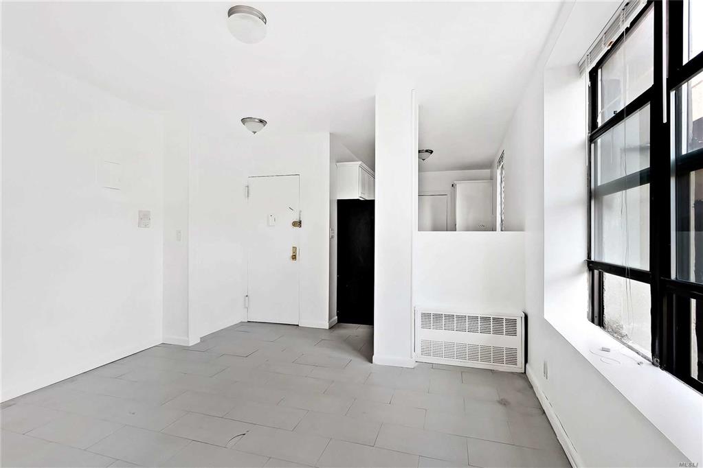 108 Division Ave Brooklyn NY 11211