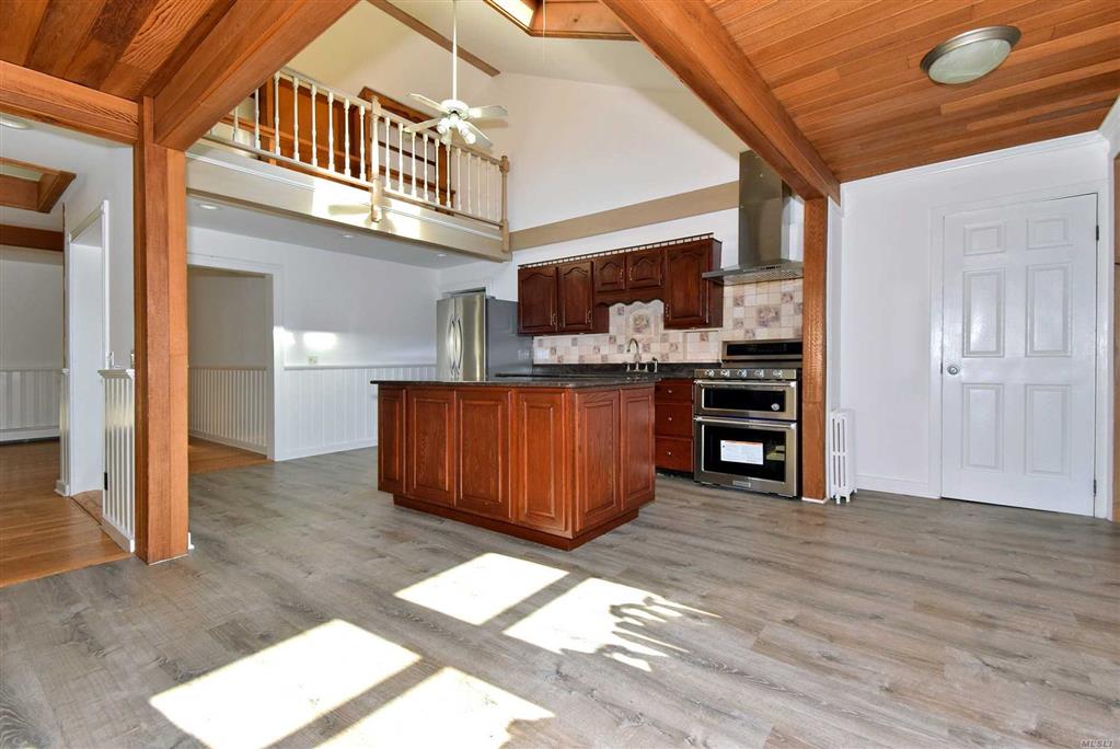 226 Dix Hills Rd Dix Hills Dix Hills NY 11746