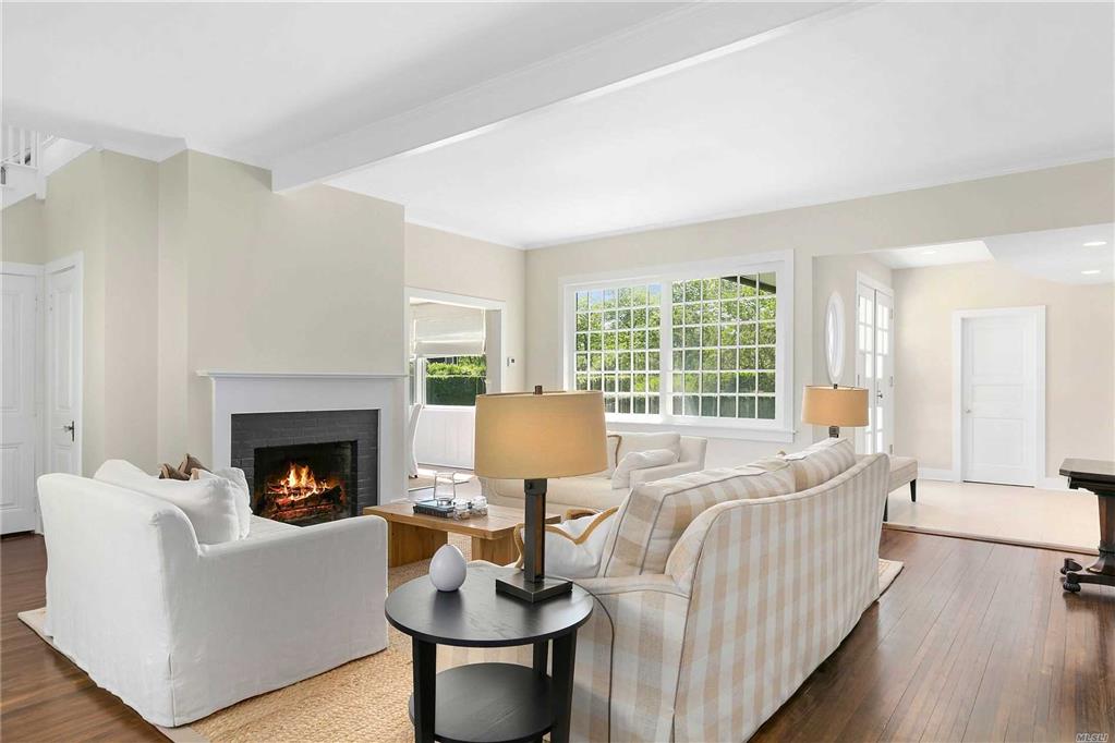 10 Lily Pond Ln East Hampton East Hampton NY 11937