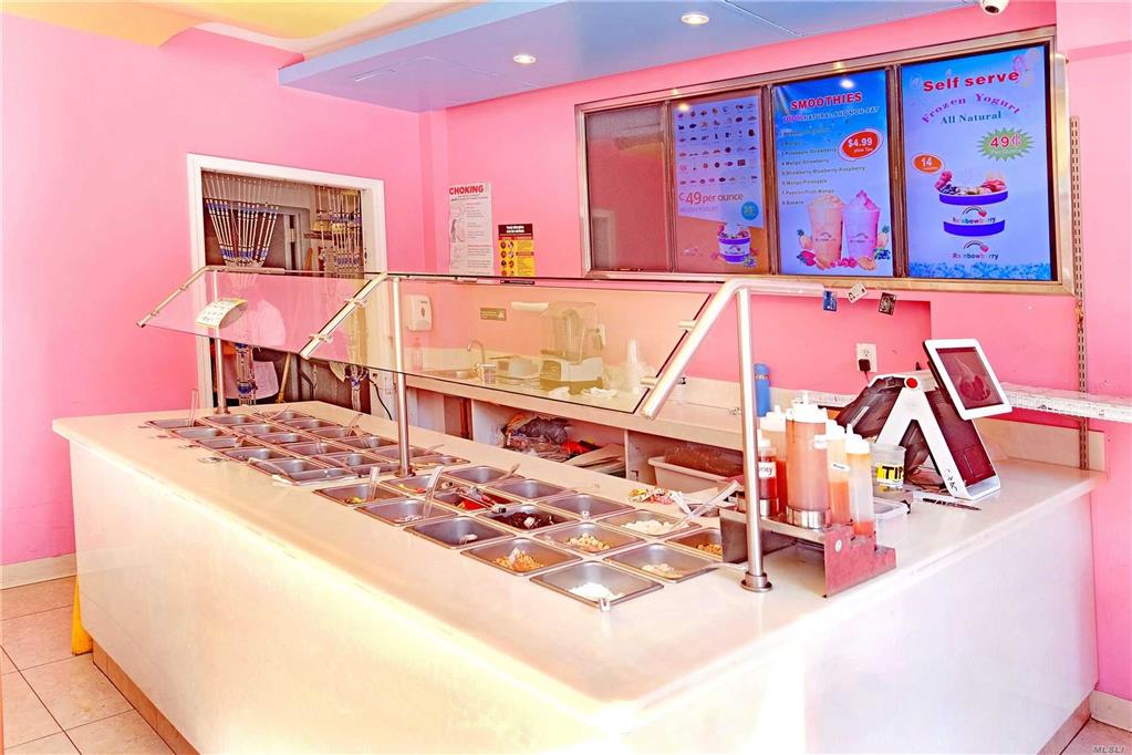 80-01 37th Ave Jackson Heights Jackson Heights NY 11372