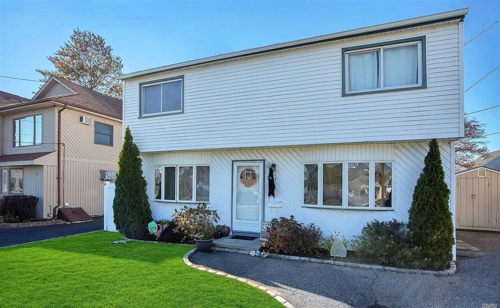 214 Division Ave Massapequa Massapequa NY 11758