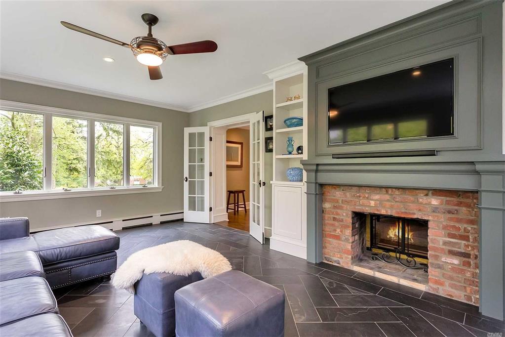 8 Fairway Ln Manhasset Manhasset NY 11030
