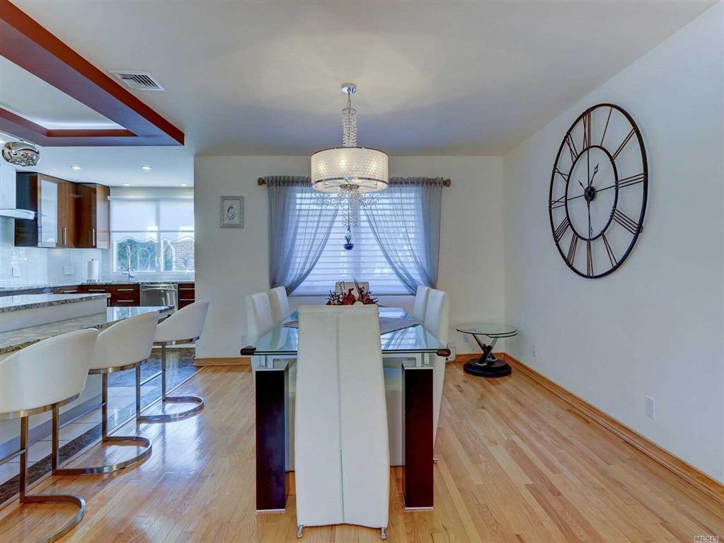 1158 Day St Seaford Seaford NY 11783