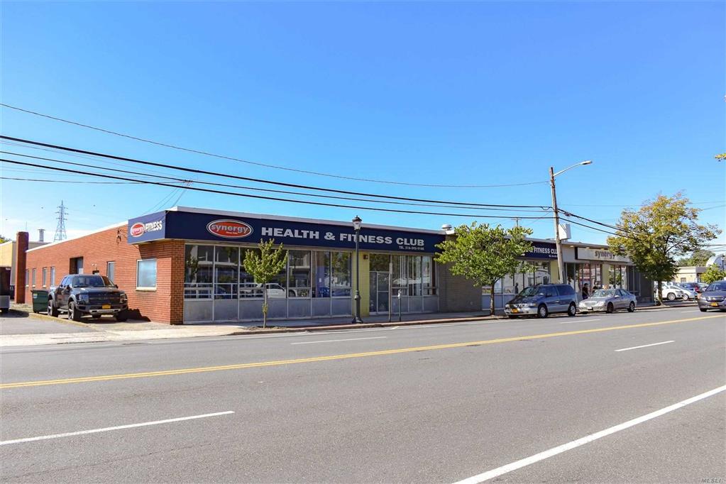640-650 Merrick Rd Lynbrook Lynbrook NY 11563