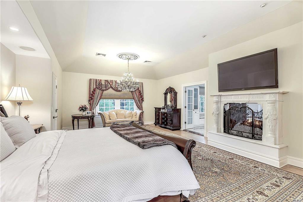 1 Bel Air Ct Upper Brookville Upper Brookville NY 11771