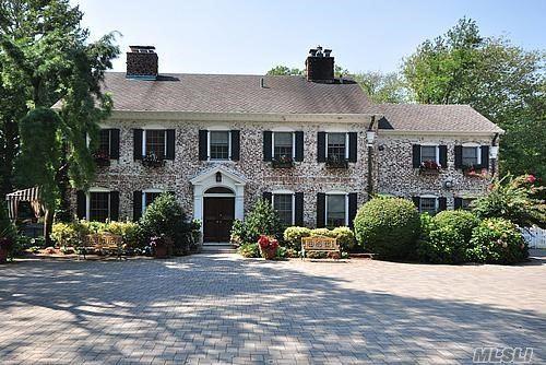 207 Everit Ave Hewlett Harbor Hewlett Harbor NY 11557