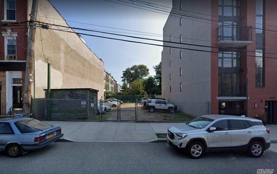 284-286 Nassau Ave Brooklyn NY 11222