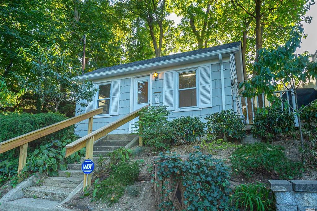 1 Preston St Port Washington Port Washington NY 11050