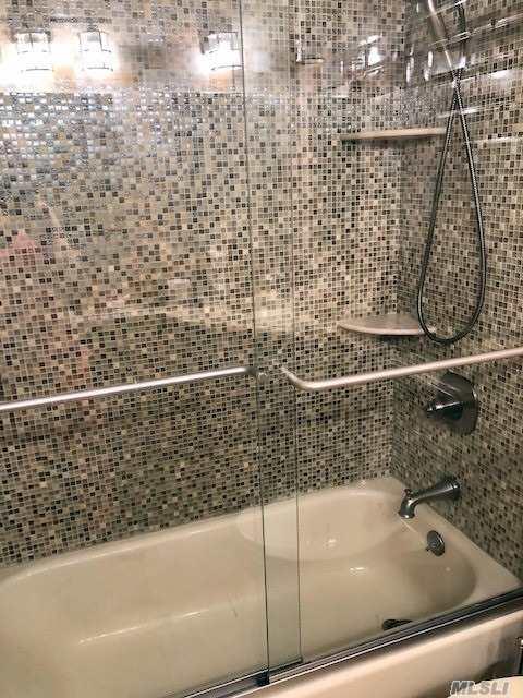 1 Bay Club Dr Bayside Bayside NY 11360