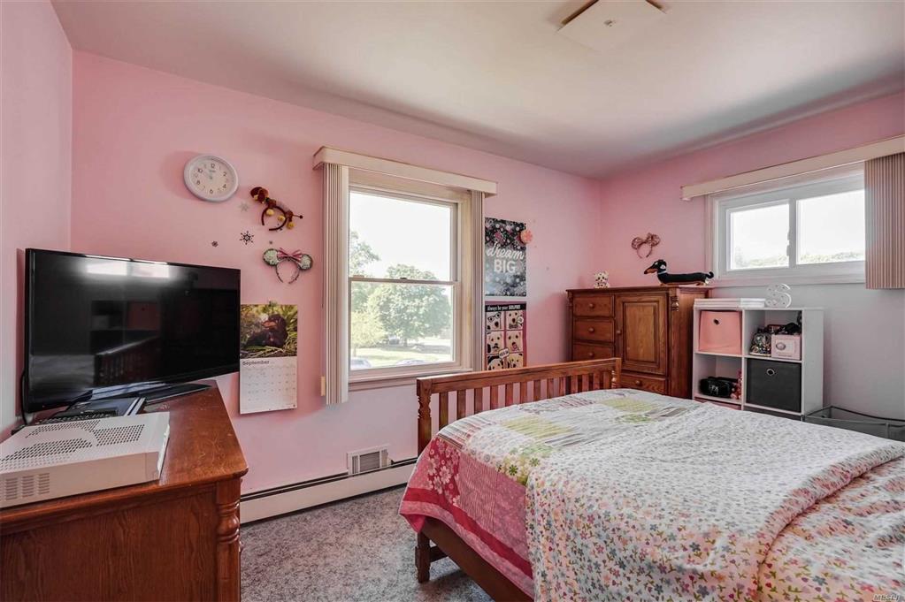 69 Rumford Rd Kings Park Kings Park NY 11754