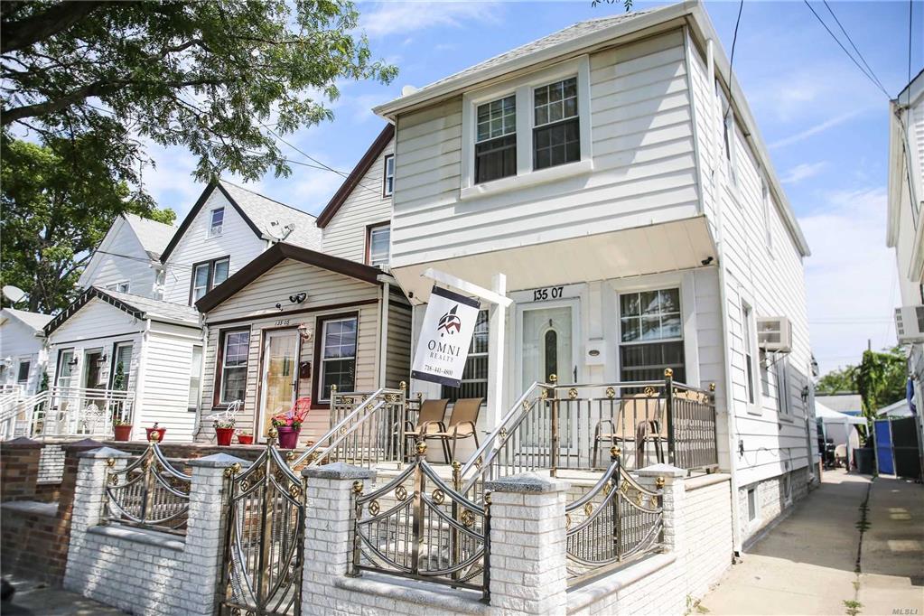 135-07 118th St S. Ozone Park NY 11420