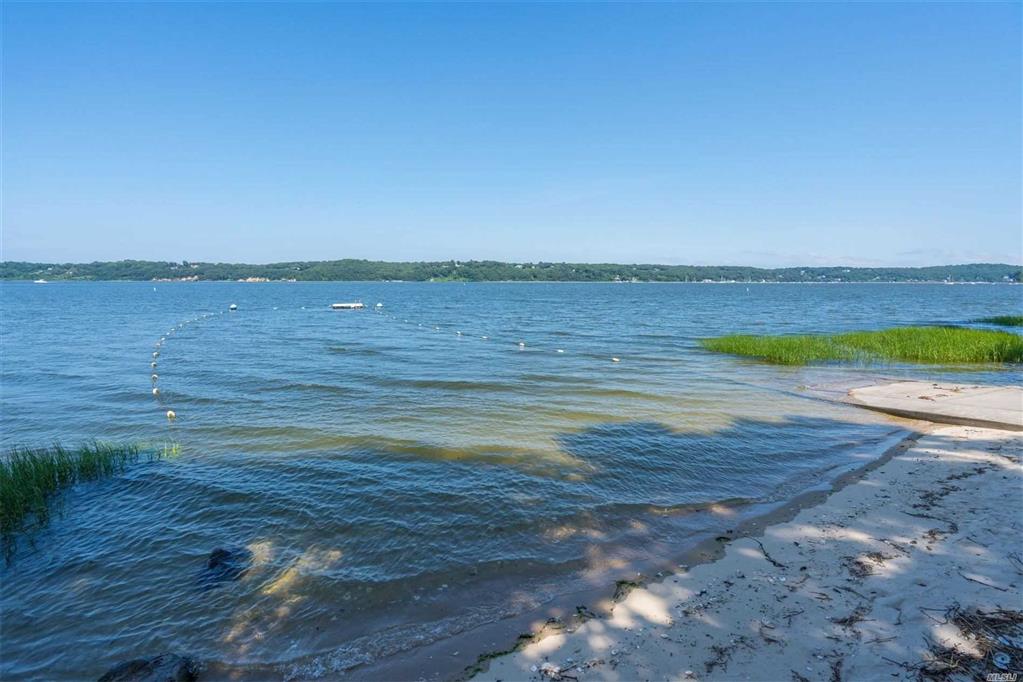 20 Tennis Court Rd Cove Neck Cove Neck NY 11771