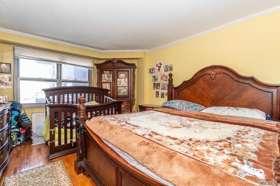 85-15 Main St Briarwood Briarwood NY 11435