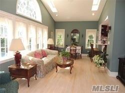 3388 Stratford Rd Wantagh Wantagh NY 11793
