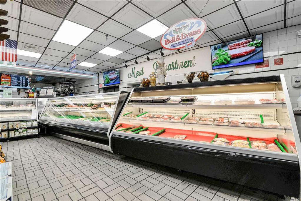 157- 48 Crossbay Blvd Howard Beach Howard Beach NY 11414