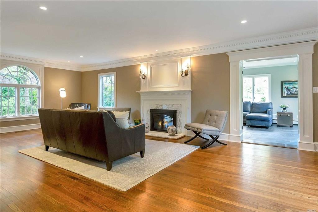 8 Fairway Ln Manhasset Manhasset NY 11030