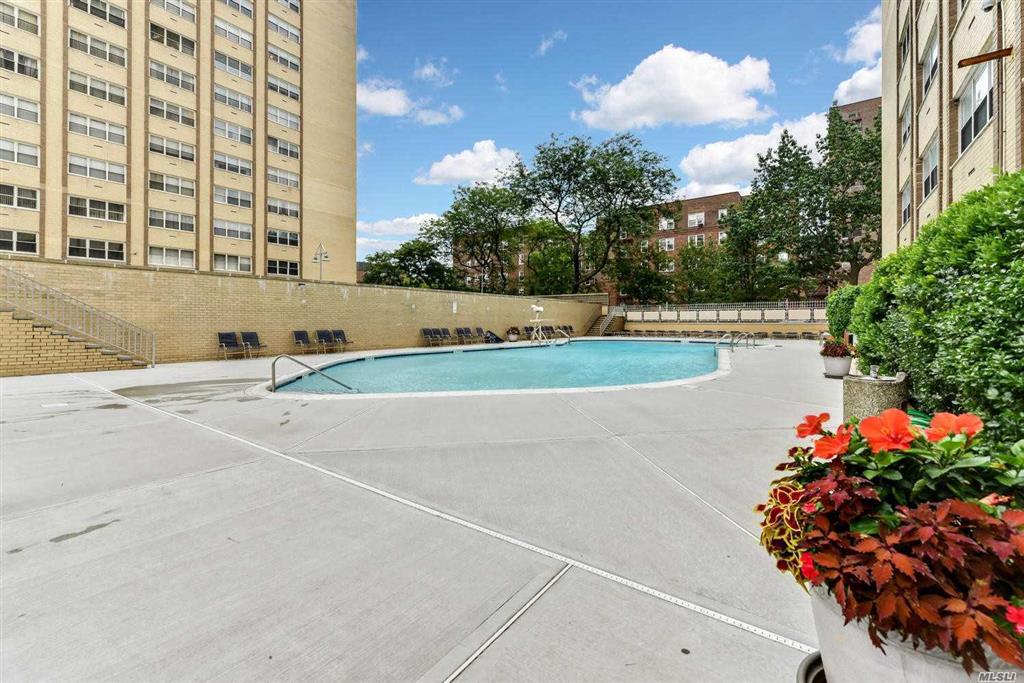 66-36 Yellowstone Blvd Forest Hills Forest Hills NY 11375