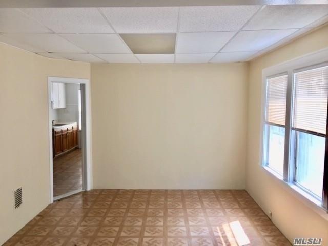 105-49 89th St Ozone Park Ozone Park NY 11416