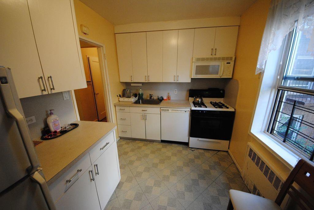 824 East 9 Street Midwood Brooklyn NY 11230