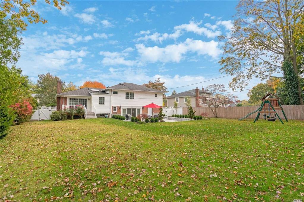 29 Narcissus Dr Syosset Syosset NY 11791