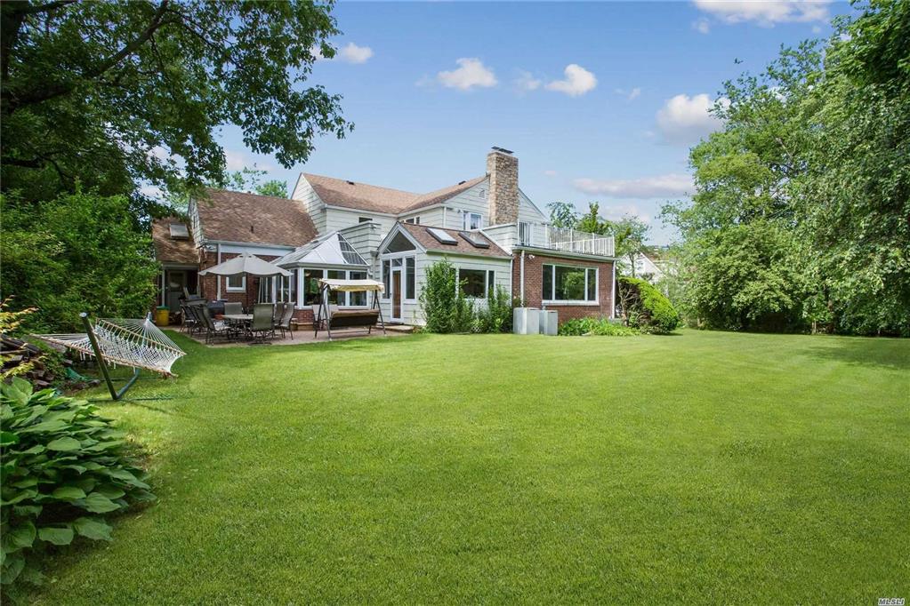 1335 Paine Rd Hewlett Bay Park Hewlett Bay Park NY 11557