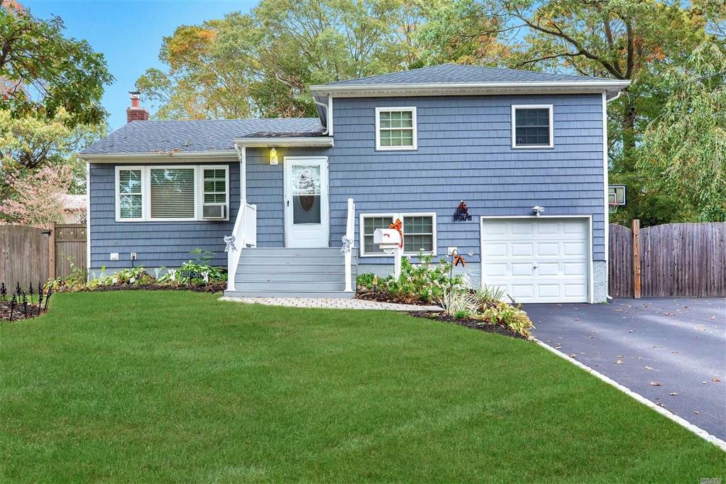 127 Joni Dr W. Sayville W. Sayville NY 11796