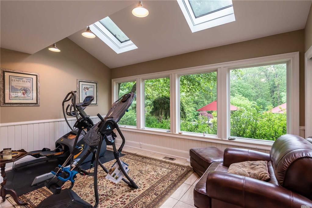 6 Bridle Ct Oyster Bay Cove Oyster Bay Cove NY 11771