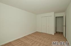 39 Mayfair Gardens Commack Commack NY 11725