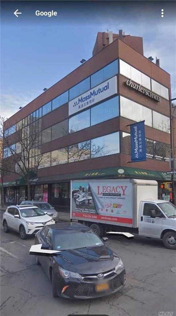 37-01 Main St Flushing Flushing NY 11354