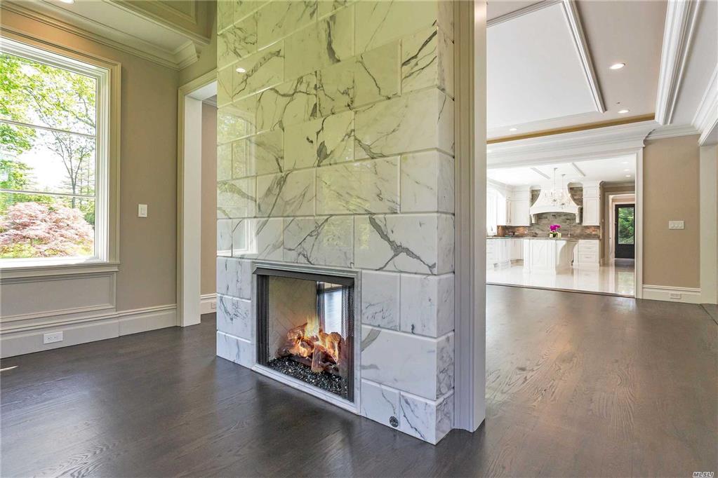 7 Meadowbrook Ln Old Westbury Old Westbury NY 11568