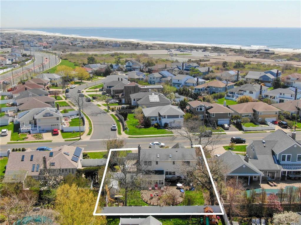 135 Greenway Rd Lido Beach Lido Beach NY 11561