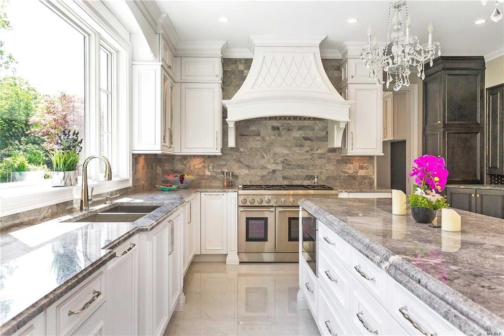 7 Meadowbrook Ln Old Westbury Old Westbury NY 11568