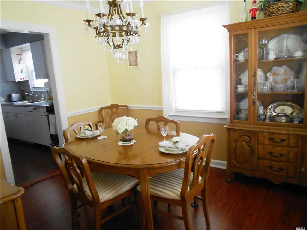 492 Lincoln St Cedarhurst Cedarhurst NY 11516